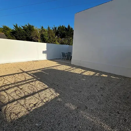 Holiday home Charmante Maison A Avec Jardin Privatif Lagord