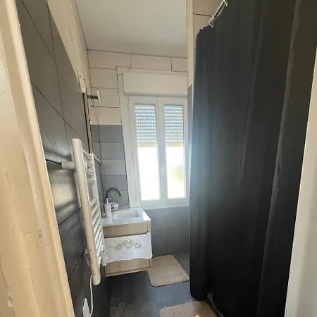 Charmante Maison A Avec Jardin Privatif Ferienhaus